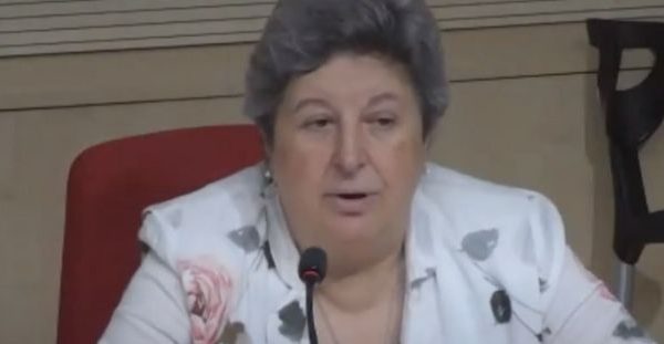dialogo sobre la gestación subrogada con Margarita Bofarull rscj