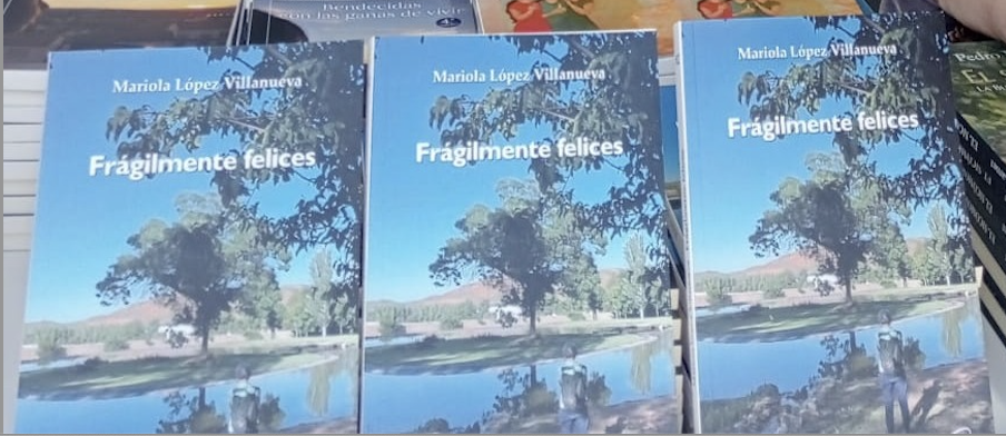 Frágilmente felices libro de Mariola López Villanueva rscj